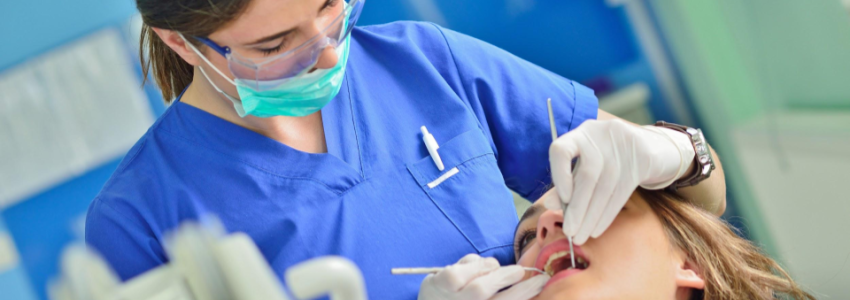 How Dental Implants in Richmond Enhance Oral Functionality and Aesthetics